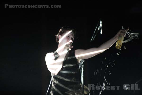 THE DRESDEN DOLLS - 2005-06-22 - PARIS - Zenith - 